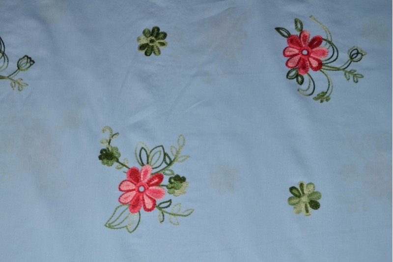 Cotton poplin embroidered 03-03