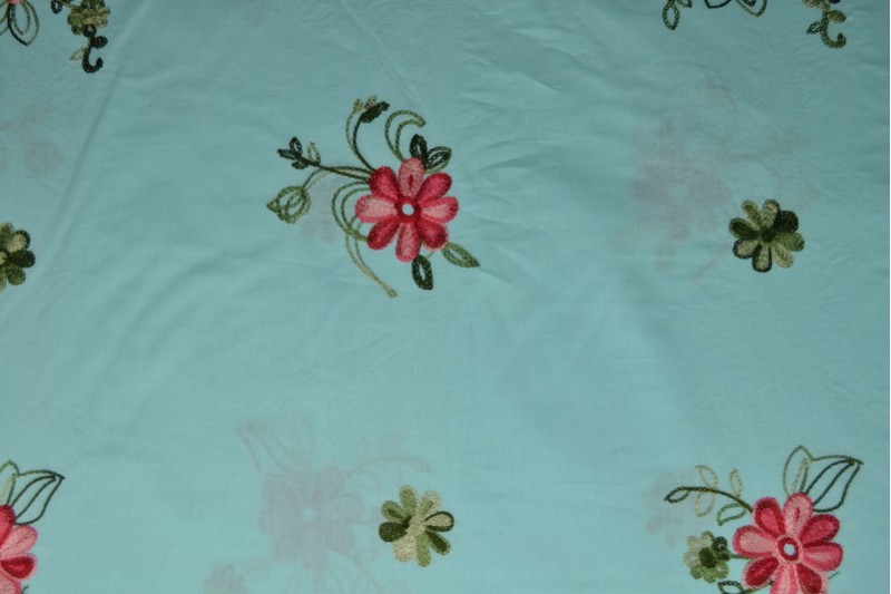 Cotton poplin embroidered 03-04